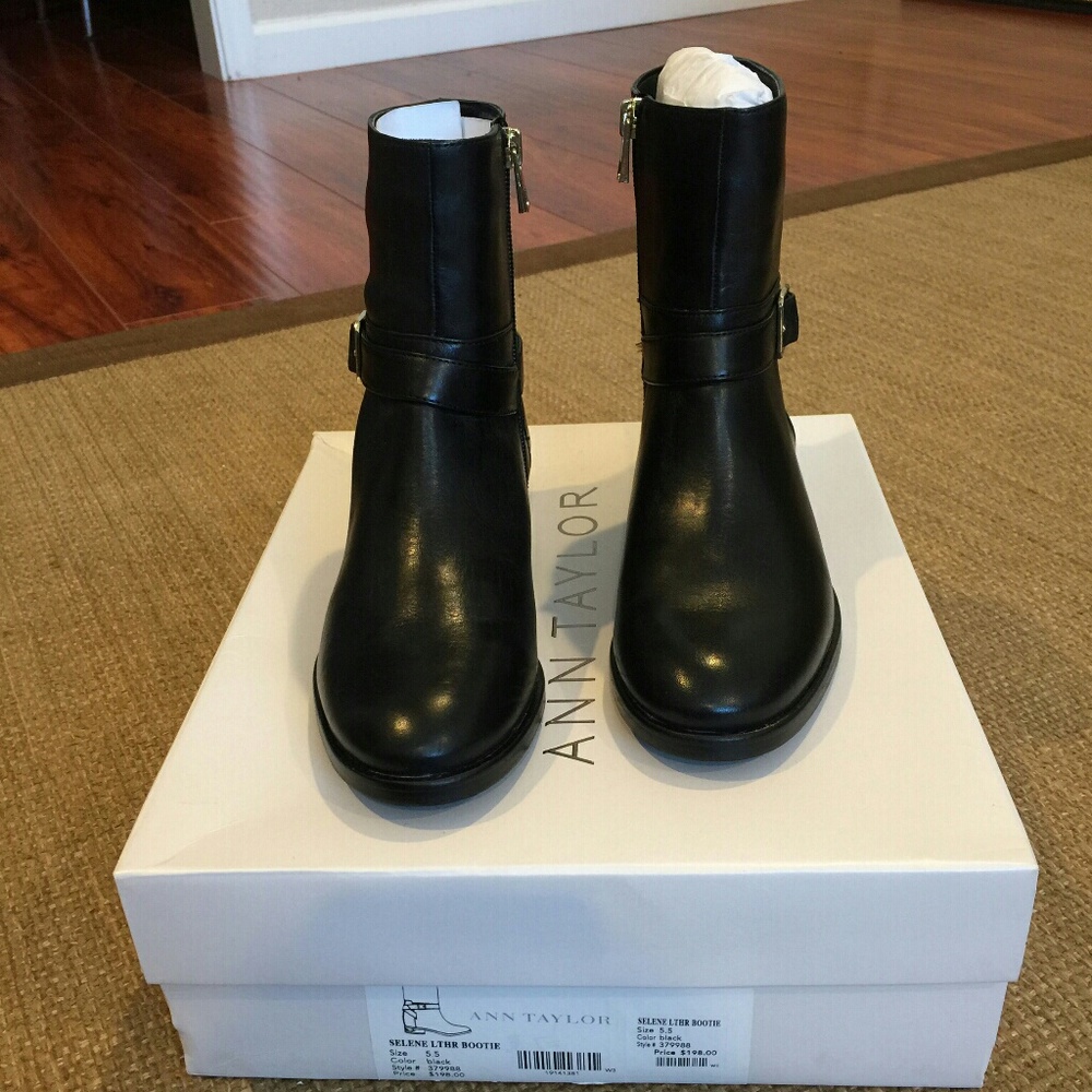 Ann Taylor Selene Leather Bootie